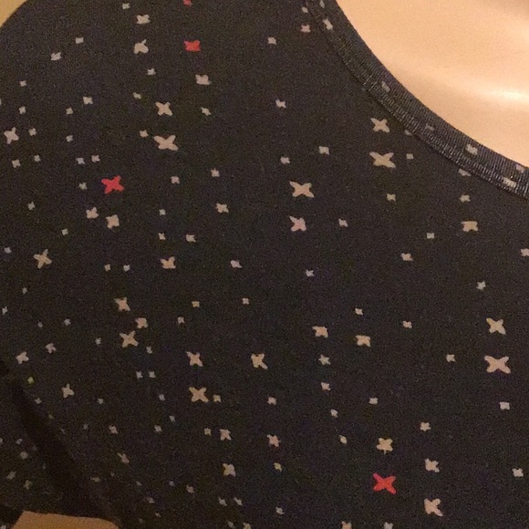 Lula Roe top. - Picture 2 of 3